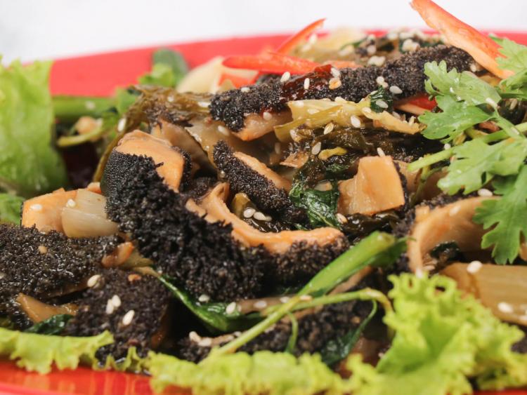7 món ăn “bóng đêm hắc ám“ của Việt Nam gây ấn tượng thực khách