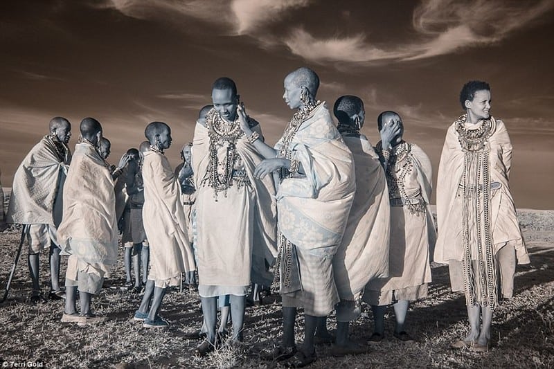 Cuộc sống "chân phương" của những bộ lạc nơi hẻo lánh nhất hành tinh - 11