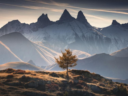 Du khảo - Ngắm nhìn kiệt tác thiên nhiên chuyển sắc thu tại vùng núi Alps