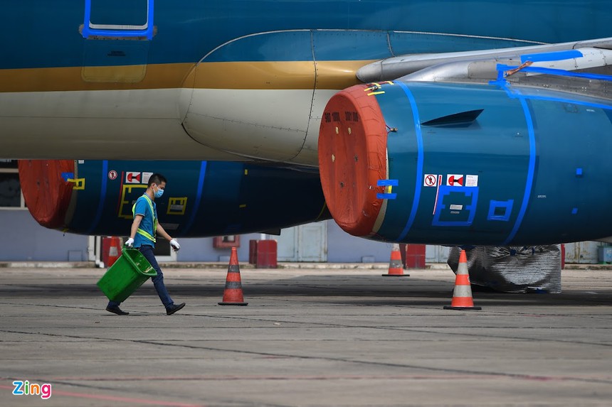 Hàng loạt hành khách hủy vé máy bay đến Hà Nội - 1