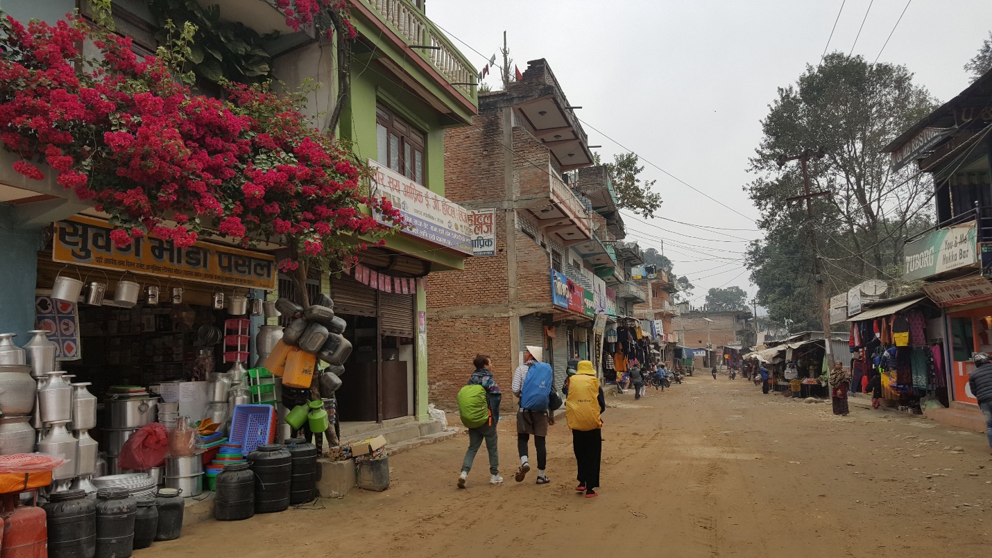 Thăm quê người bạn Nepal, khách Việt sửng sốt với những điều “không tưởng” - 3