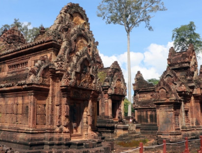Du khảo - Ngôi đền Banteay Srei của những &quot;nữ chiến binh&quot; đế chế Angkor (Campuchia)