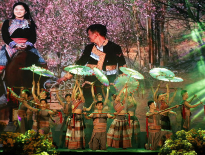 Lễ hội - Lào Cai: Khai mạc Lễ hội mùa Đông &quot;Vũ điệu cao nguyên trắng&quot; Bắc Hà