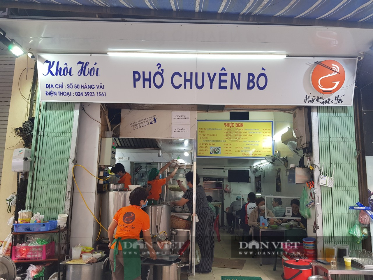 Mở cửa sau mùa dịch, quán phở “ruột” của ĐTQG Việt Nam hút khách sành ăn - 3