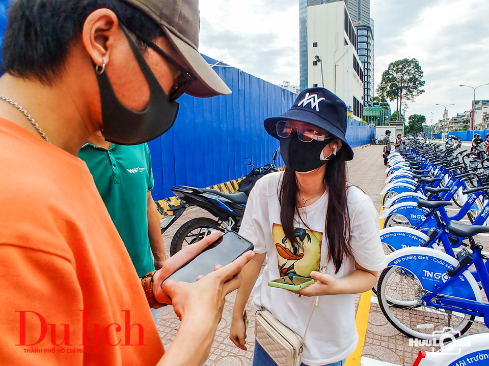 Cuối tuần thú vị khi thuê xe đạp công cộng dạo quanh trung tâm Sài Gòn - 4
