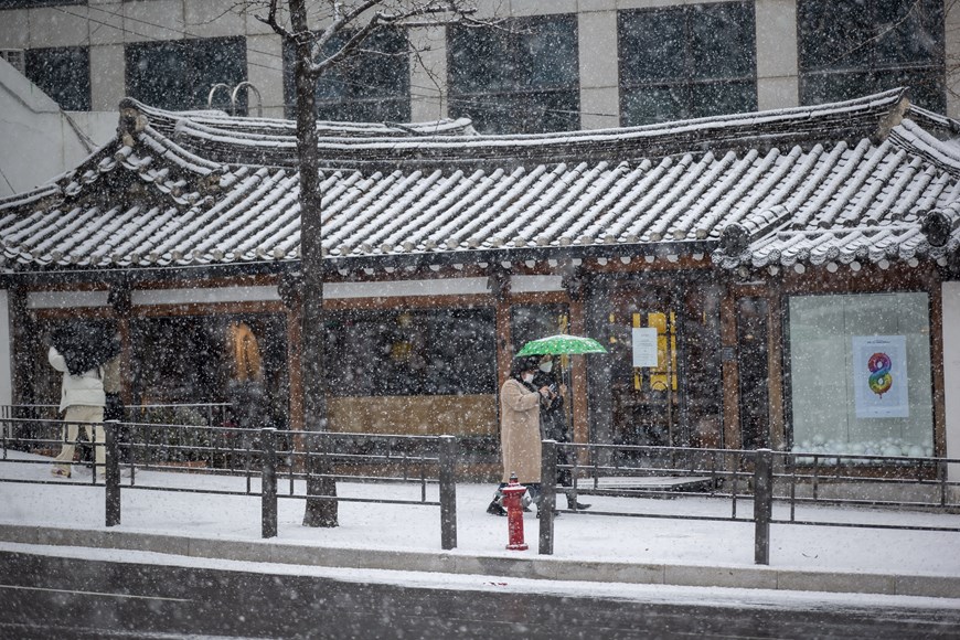 Hình ảnh người dân Hàn Quốc trải qua những ngày lạnh nhất năm - 4