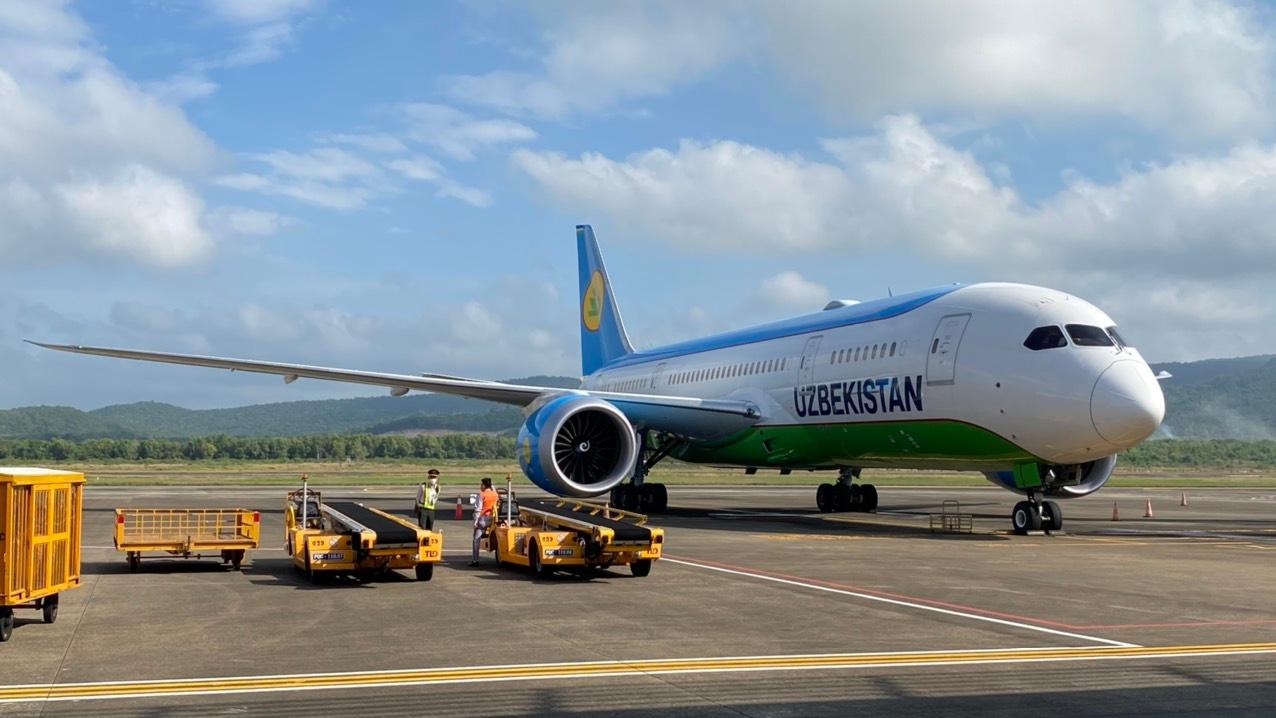 Phú Quốc đón hơn 200 khách du lịch Uzbekistan đến nghỉ dưỡng - 1