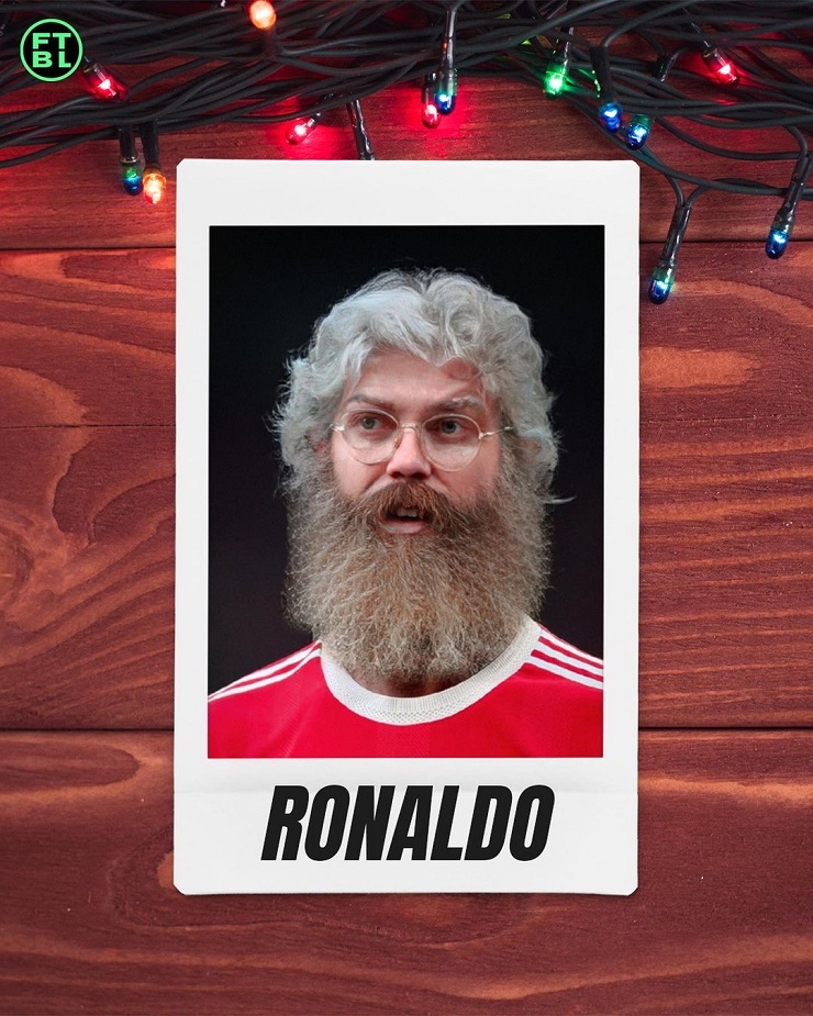 Ronaldo - Messi và dàn SAO &#34;khủng&#34; hóa thân thành ông già Noel gây sốt mạng xã hội - 4