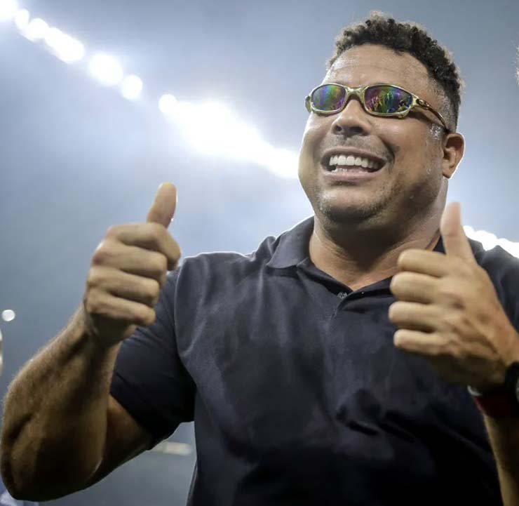 Chủ tịch Ronaldo béo lại đón tin đại hỷ: 5 tháng đưa 2 CLB thăng hạng - 2