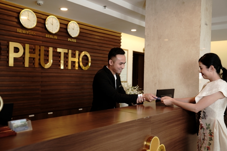 Loạt khách sạn Saigontourist tung khuyến mại "khủng" dịp cuối năm - 14