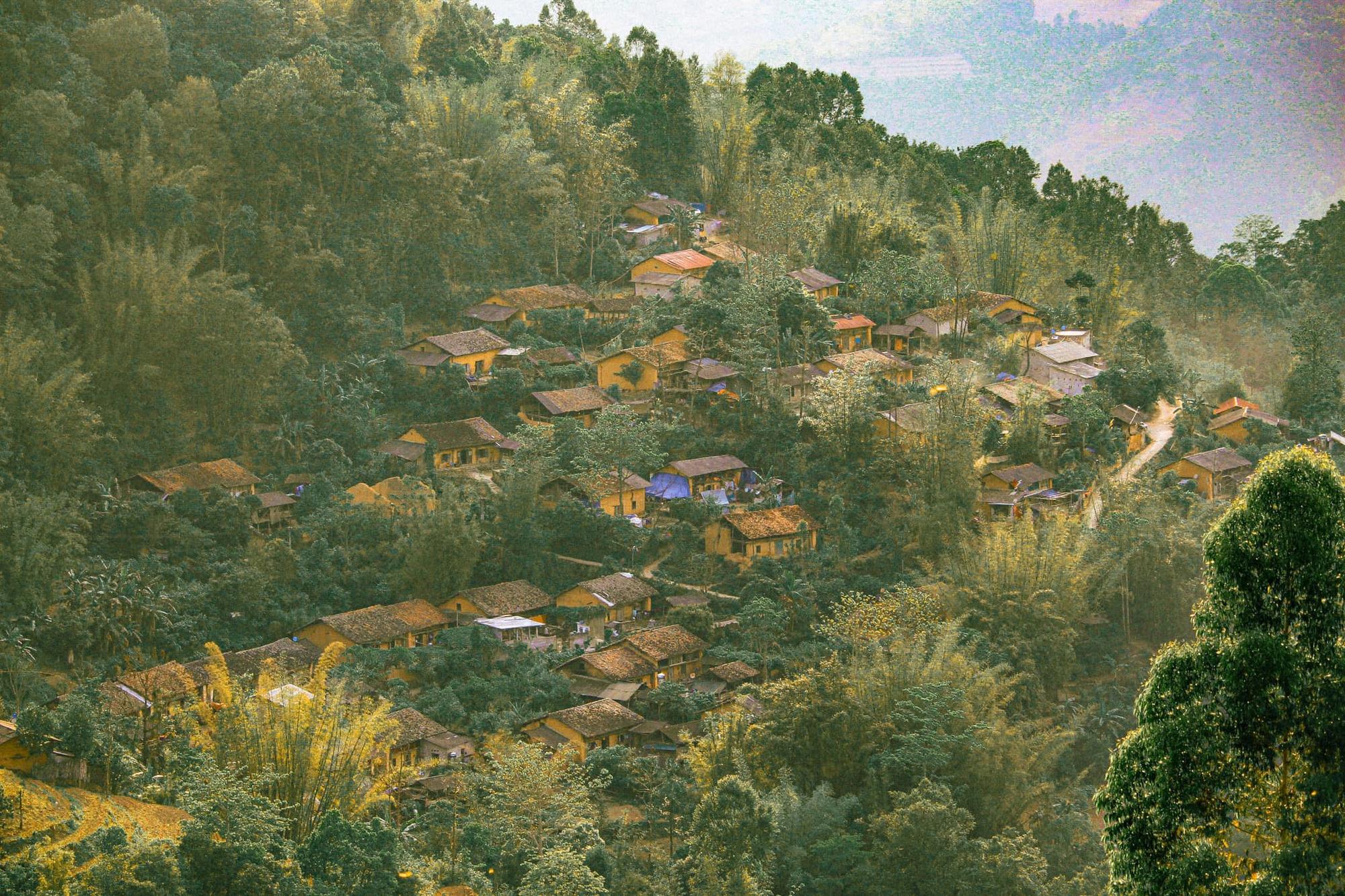 Ngỡ ngàng với những ngôi làng nhuốm màu thời gian trải dài khắp Việt Nam - 1