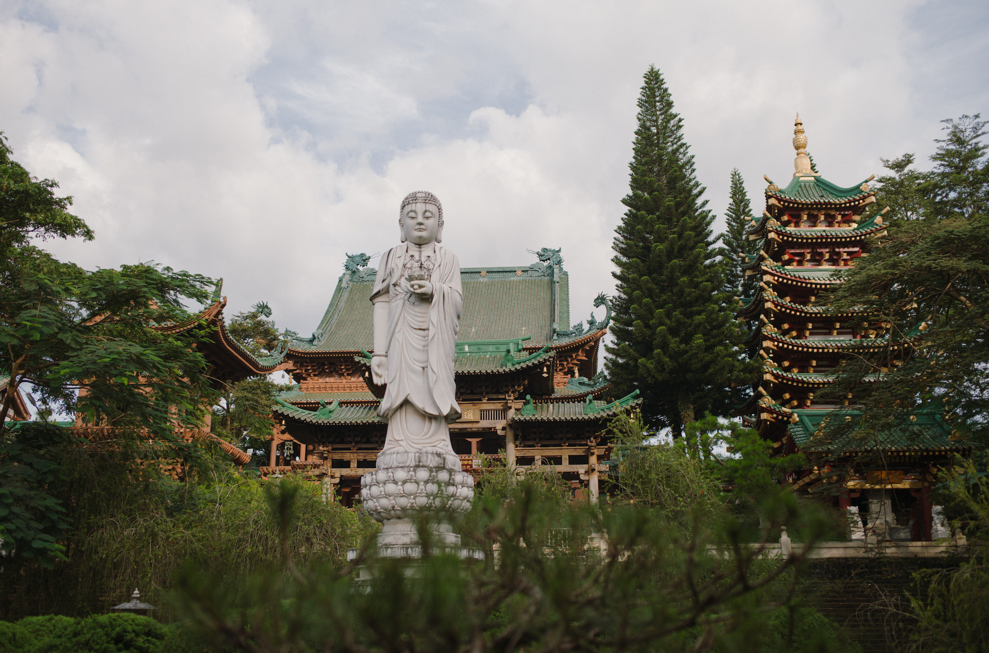 Ngôi chùa kiến trúc độc đáo, khuôn viên xanh mát nổi tiếng nhất Gia Lai - 4