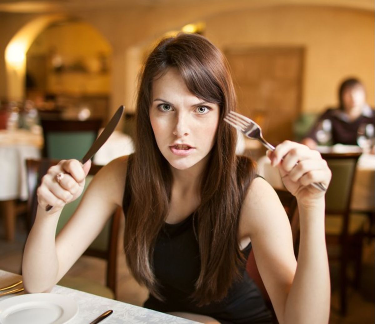 7 actions that make restaurant staff uncomfortable - 2