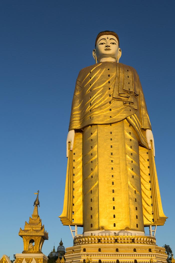 5 tượng Phật lớn bậc nhất Đông Nam Á - 2