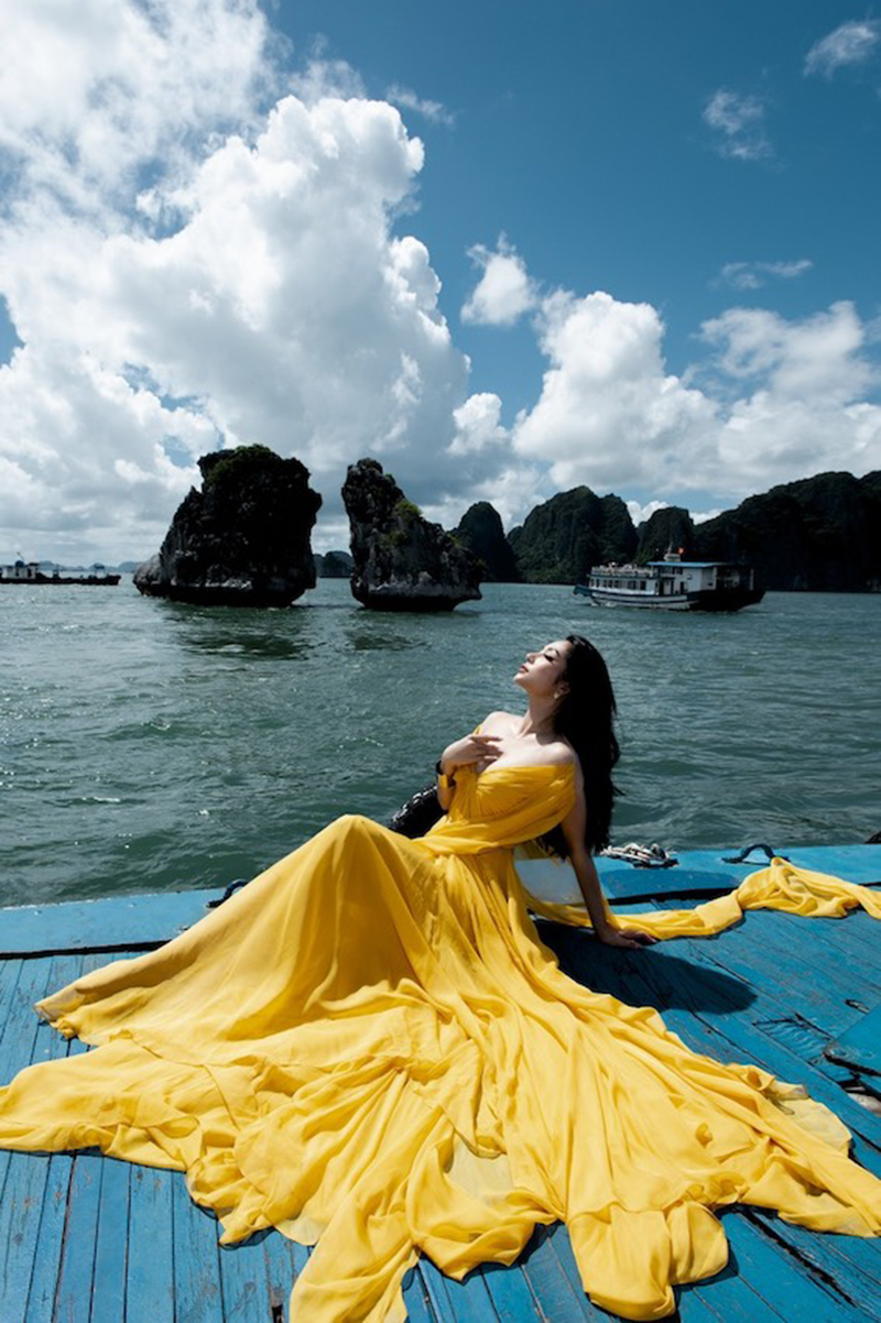 Du khách "sốt" với video giới thiệu cảnh đẹp Việt Nam của Á hậu Hoàn cầu - 2