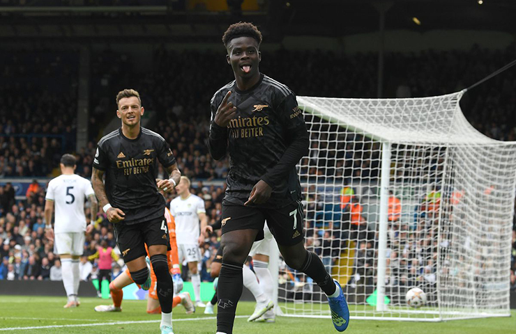 Tin mới nhất bóng đá tối 17/10: Greenwood xuất hiện trước tòa cùng bố mẹ, tóc mọc dài - 2