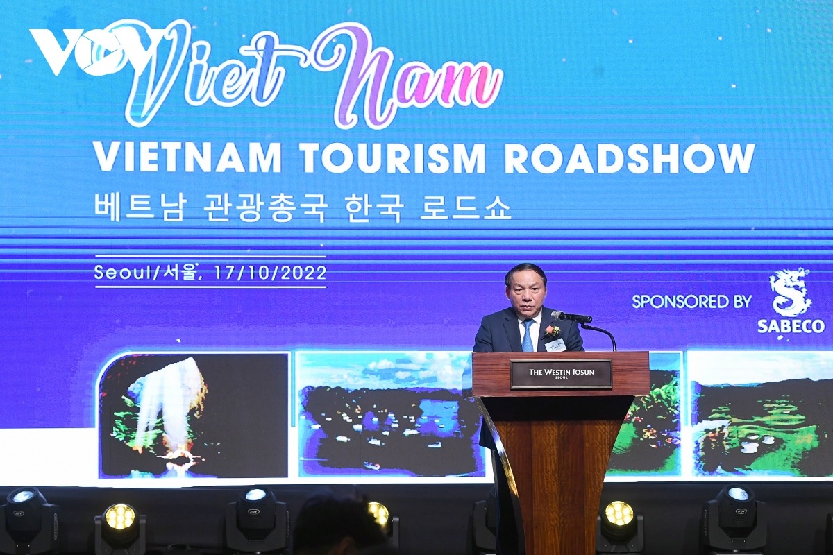 Gần 100.000 lượt khách Việt Nam đi du lịch Hàn Quốc trong 9 tháng - 1
