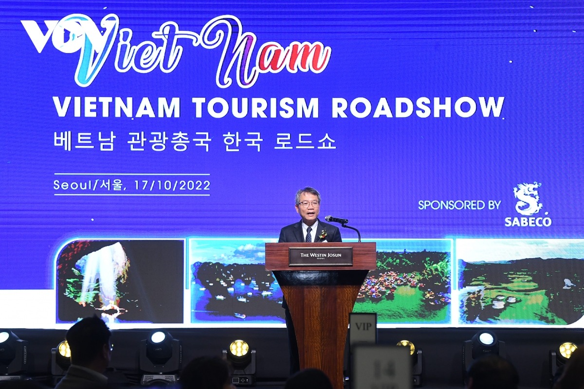 Gần 100.000 lượt khách Việt Nam đi du lịch Hàn Quốc trong 9 tháng - 2