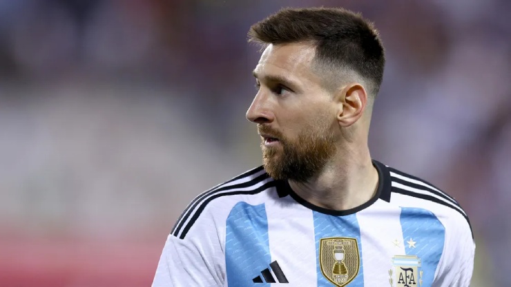 Tin mới nhất bóng đá tối 20/10: Messi tập tành đầu tư công nghệ - 1