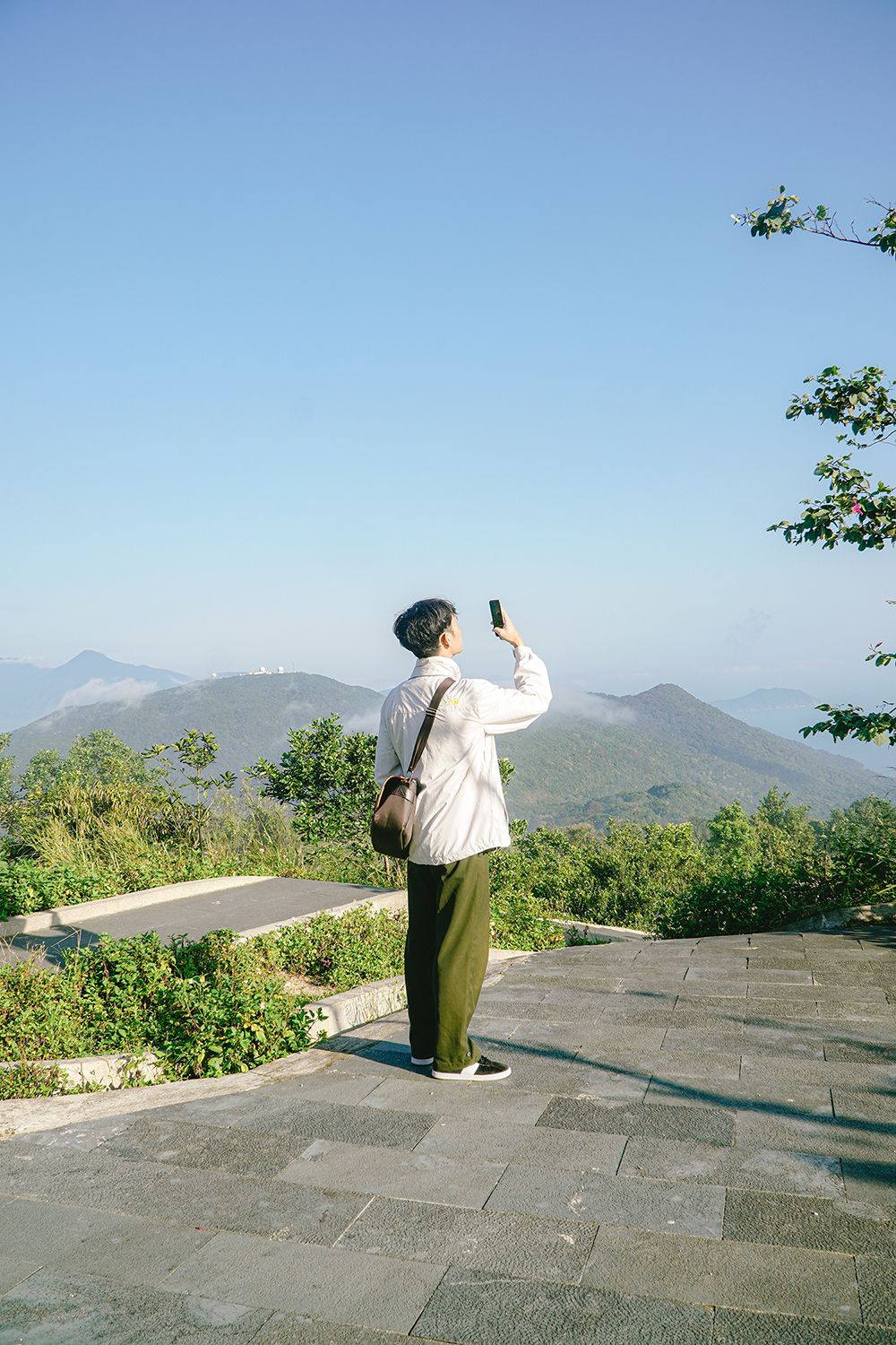 Khám phá bán đảo Sơn Trà - “lá phổi xanh” của Đà Nẵng với loạt điểm đến hoang sơ, đẹp mãn nhãn - 3