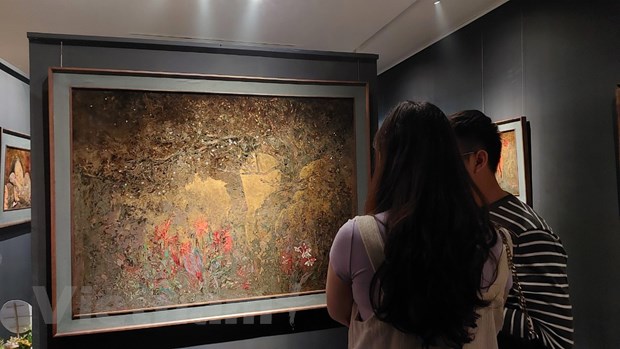 Khám phá khu vườn bí ẩn trong tranh sơn mài của họa sĩ Vũ Văn Tịch - 3