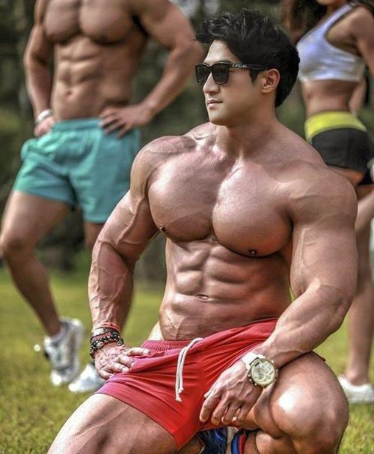 3 siêu nhân thể hình &#34;khổng lồ&#34; châu Á khiến đối thủ Âu Mỹ e ngại - 2