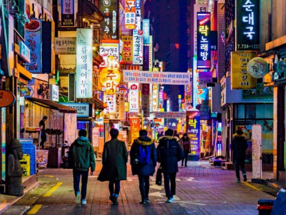 Du khảo - Itaewon: phố Tây không ngủ của Seoul