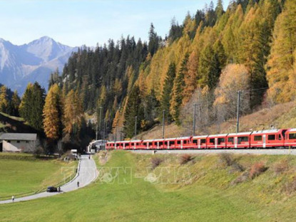 Chuyện hay - Thụy Sĩ lập kỷ lục đoàn tàu chở khách dài nhất thế giới