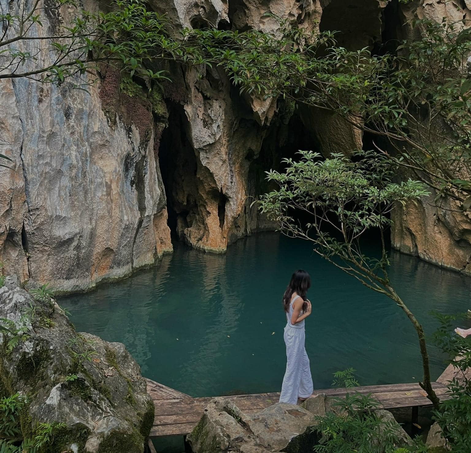 3 hang động đẹp nao lòng lại không khó chinh phục ở Quảng Bình - 2