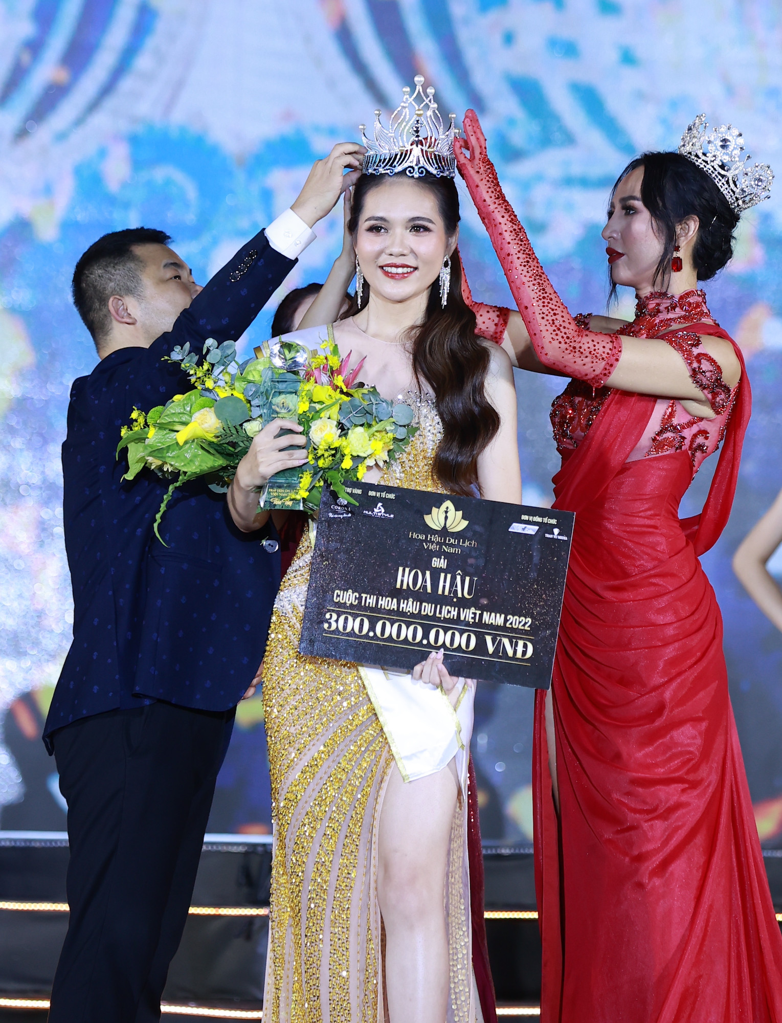 Người đẹp 22 tuổi đăng quang Hoa hậu Du lịch Việt Nam 2022 - 2