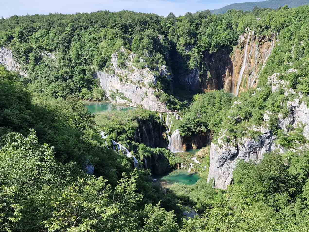 Choáng ngợp vẻ đẹp mùa Thu ở vườn quốc gia Plitvice, Croatia - 13