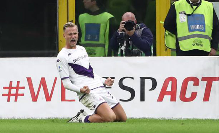 Kết quả bóng đá AC Milan - Fiorentina: Giao đấu nghẹt thở, bàn đá phản phút 90+1 (Serie A) - 1