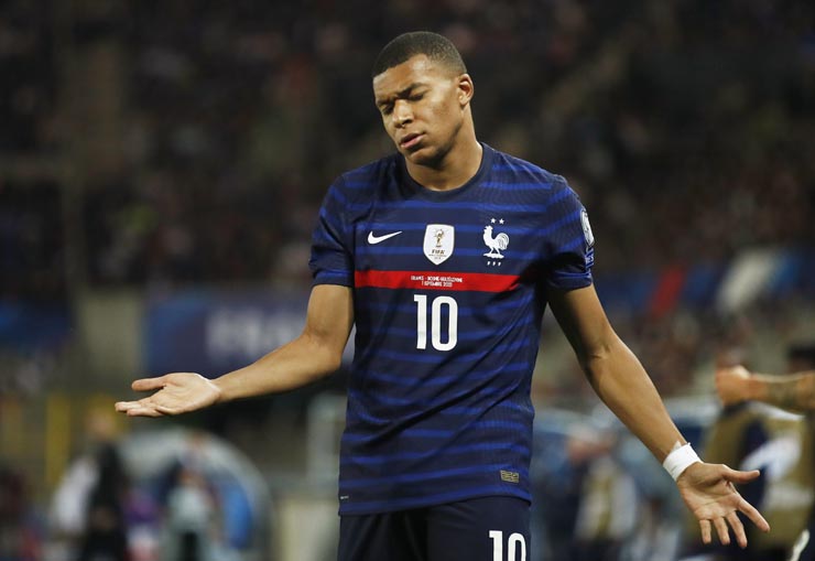Huyền thoại cảnh báo Mbappe là mầm họa ĐT Pháp, cực lo World Cup - 1