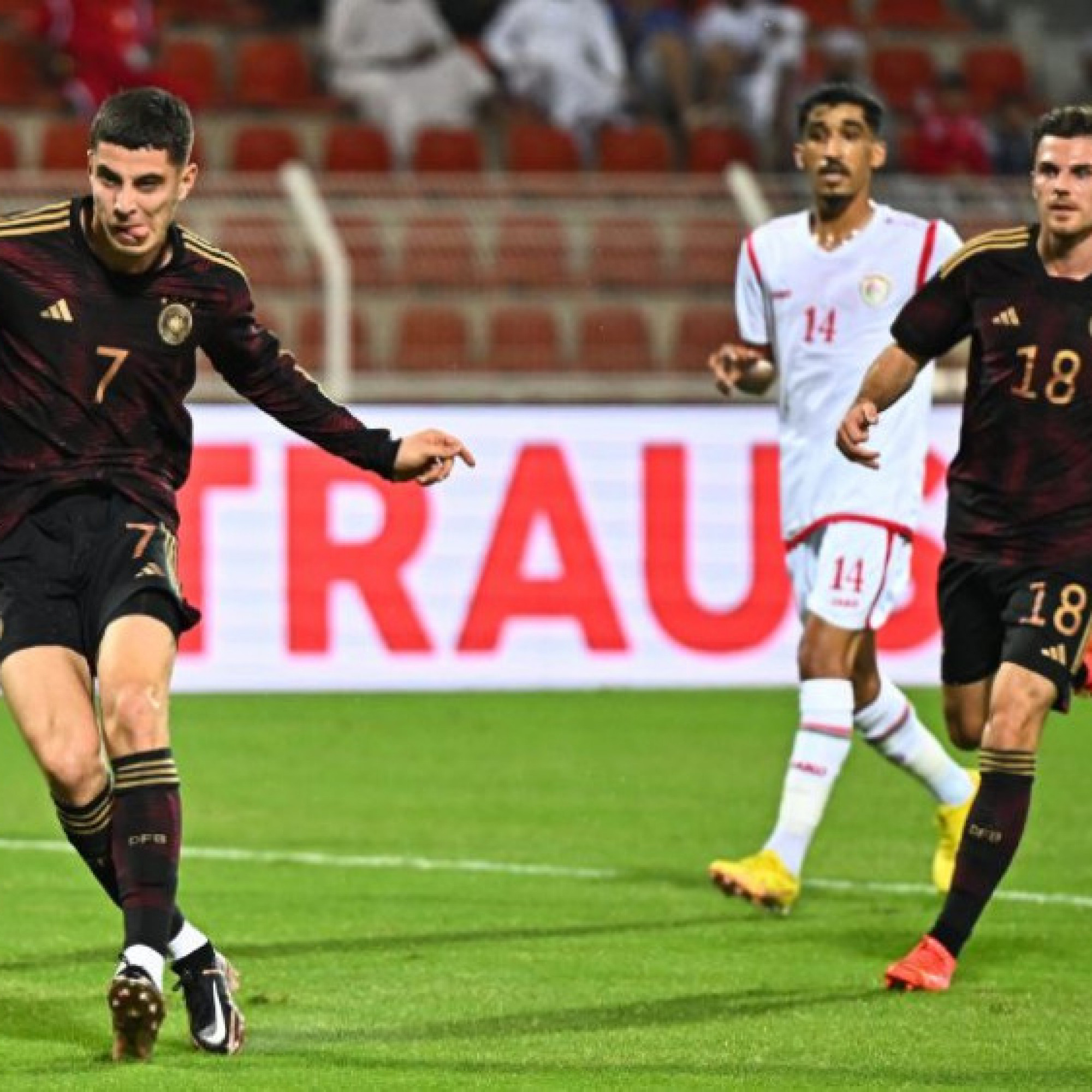 Thể thao - Video bóng đá Oman - Đức: Sút 19 vào 1, âu lo tới Qatar (Giao hữu World Cup)