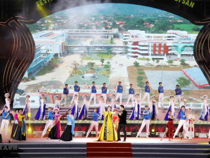 Lễ hội - Khai mạc Festival Tràng An kết nối di sản-Ninh Bình năm 2022