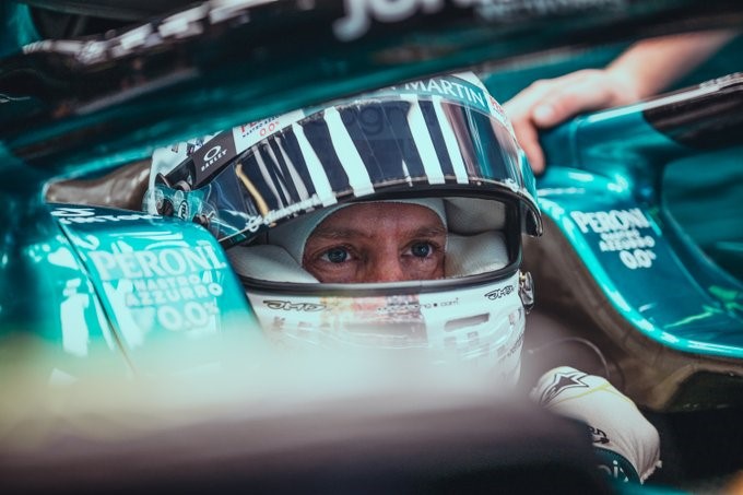 Đua xe F1, phân hạng Abu Dhabi GP: Red Bull thi đấu hoàn hảo, Vettel sẵn sàng cho &#34;điệu nhạc&#34; cuối - 2