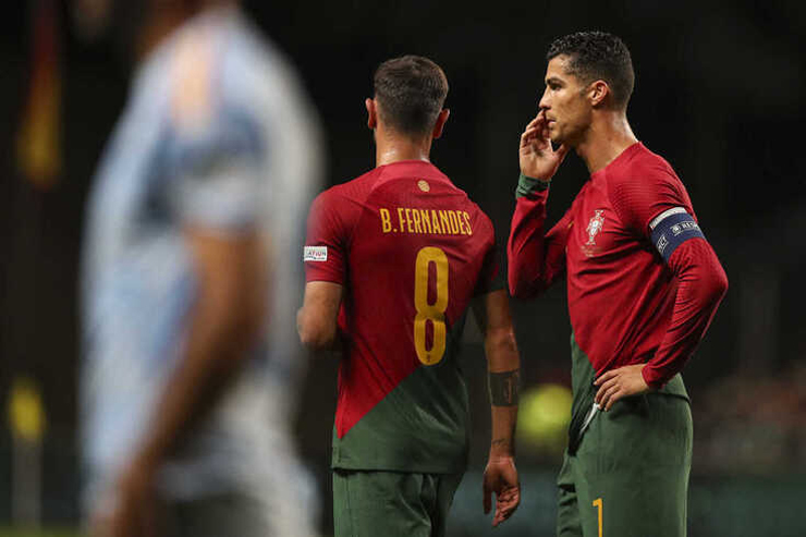 Ronaldo bất ngờ dự họp báo: Trải lòng về World Cup & bài phỏng vấn gây sốc - 2
