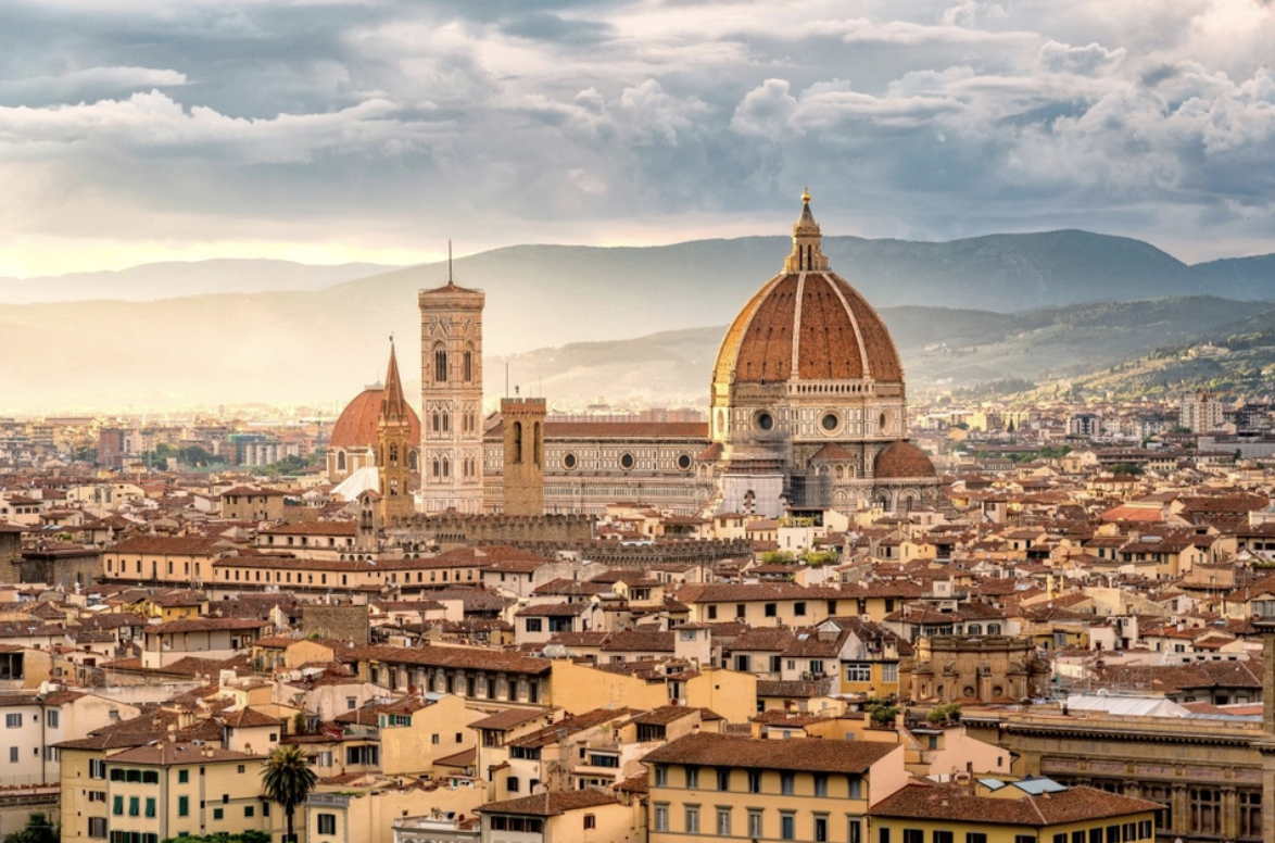 Một thị trấn ở Italy trả 30.000 USD khi bạn chuyển đến - 1