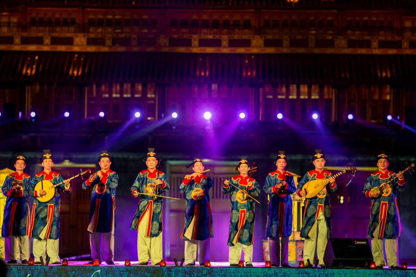 Người Hàn Quốc mang múa truyền thống đến Huế - 11