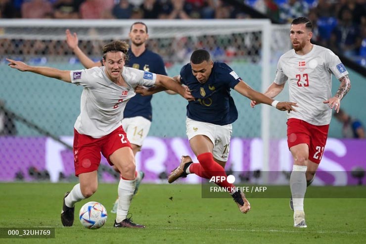 Mbappe chói sáng giúp Pháp giành vé vàng: Fan vẫn chỉ trích, bất ngờ lý do - 1