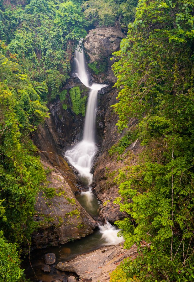 Cổng trời Đông Giang: Khu du lịch sinh thái có nhiều thác nước tự nhiên nhất Việt Nam - 2