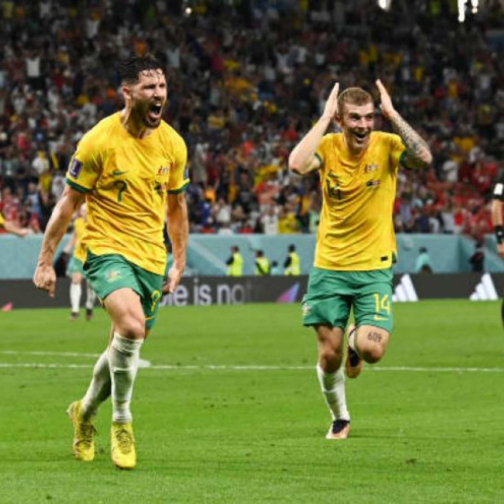  - Video highlight Australia - Đan Mạch: Ngất ngây "bàn thắng vàng", niềm tự hào châu Á