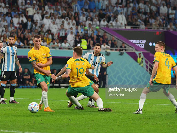 Báo chí phát cuồng vì Messi: Ca ngợi M10 siêu phàm, tin Argentina sẽ vô địch - 1