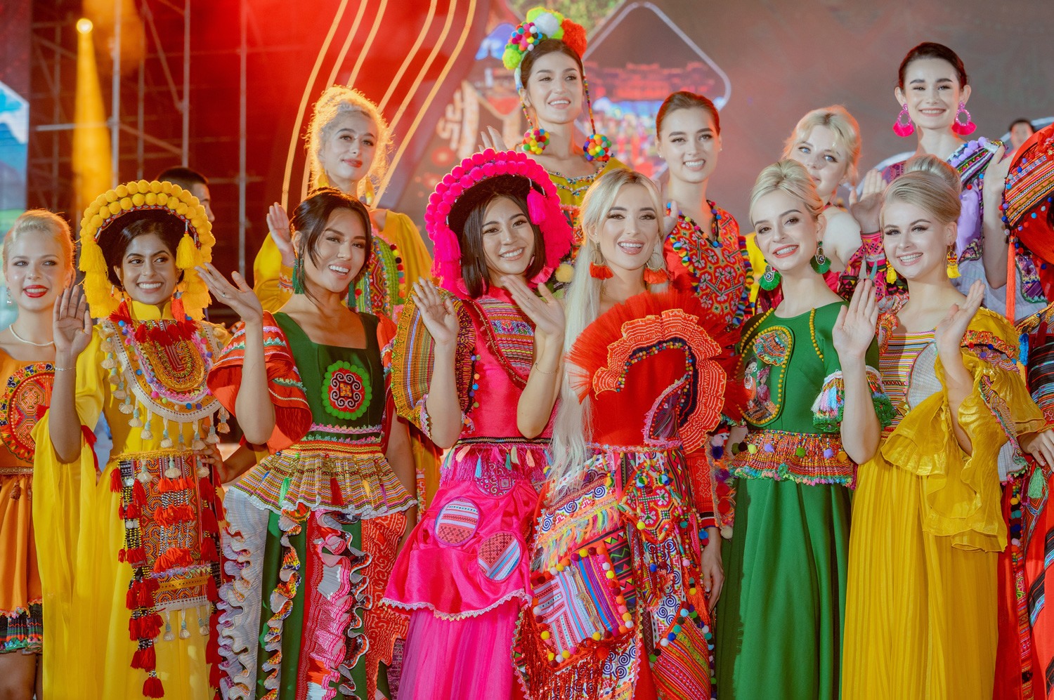 Công bố vương miện Hoa hậu Du lịch Thế giới 2022 tại Việt Nam - 4