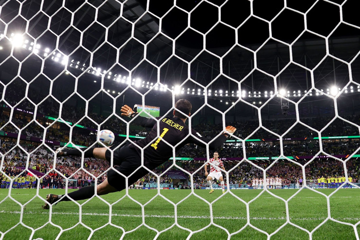Brazil đấu luân lưu với Croatia: Neymar rơi lệ, lâm cảnh giống Ronaldo 2012 - 4