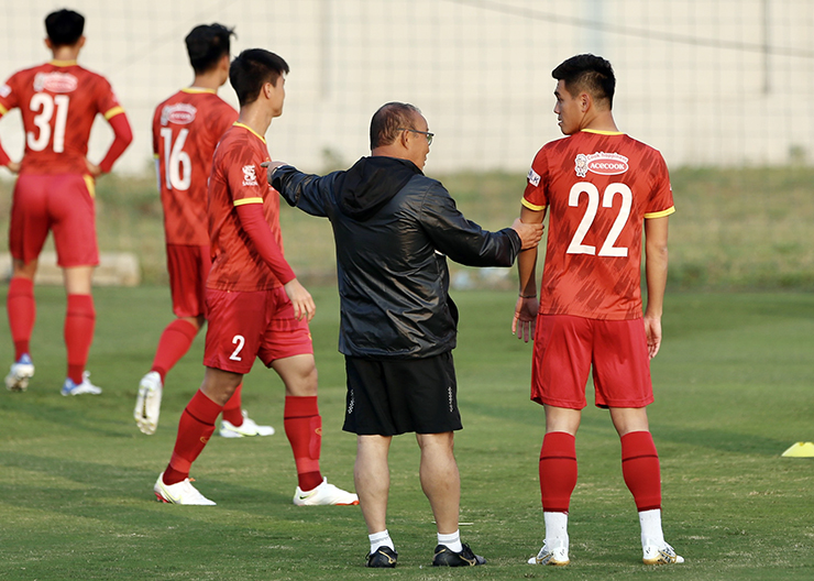 Thầy Park lo lắng với 2 SAO ĐT Việt Nam trước ngày tổng duyệt AFF Cup - 5