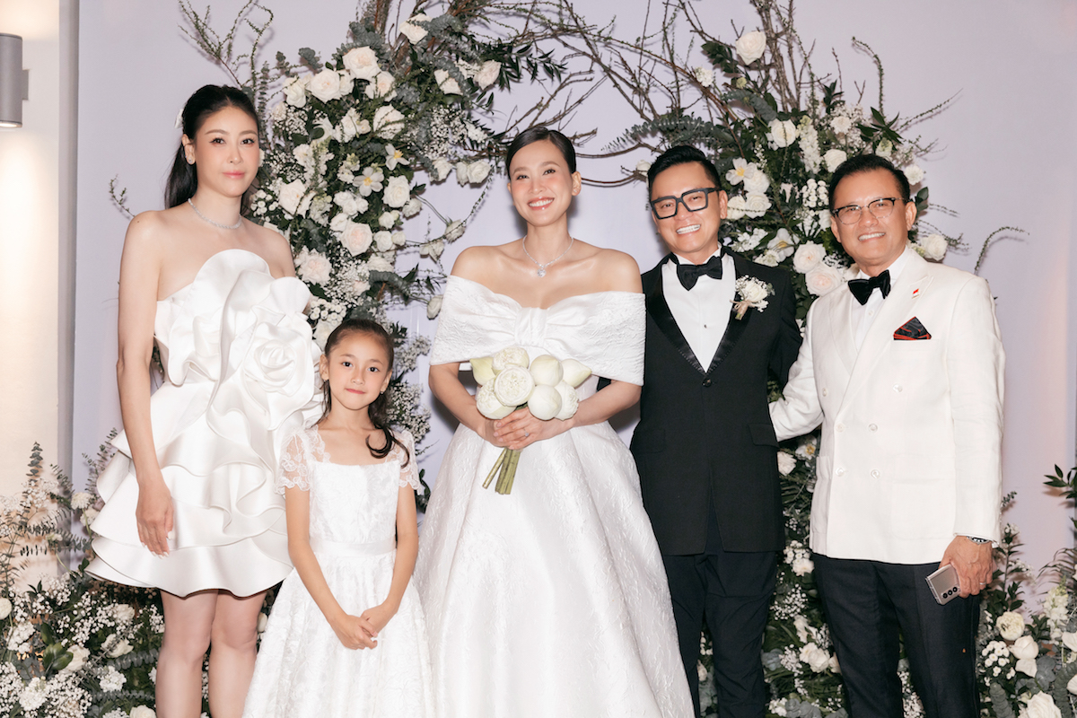 Dàn sao vui mừng dự tiệc cưới của Hoa hậu Dương Mỹ Linh - 2