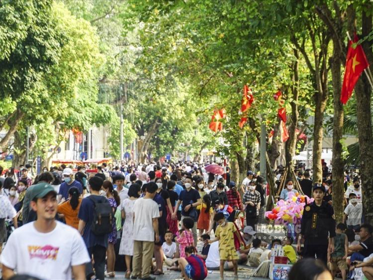 Hà Nội vượt kế hoạch đón khách du lịch năm 2022 nhờ đâu?