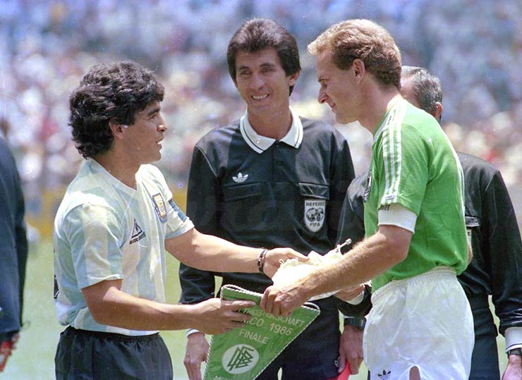 Messi trước cơ hội vô địch World Cup: Sẽ có cái kết đẹp như Ro “béo”, Beckenbauer? - 2