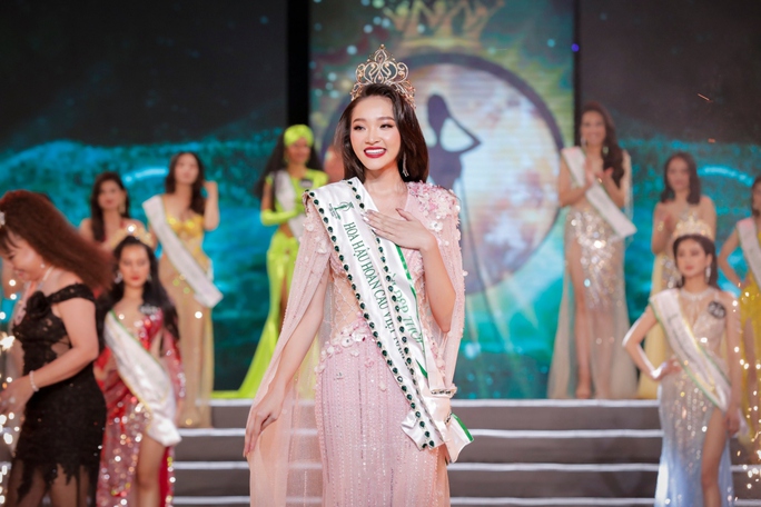 Kỷ lục 11 người đẹp Việt Nam lên ngôi Hoa hậu trong năm 2022 - 12